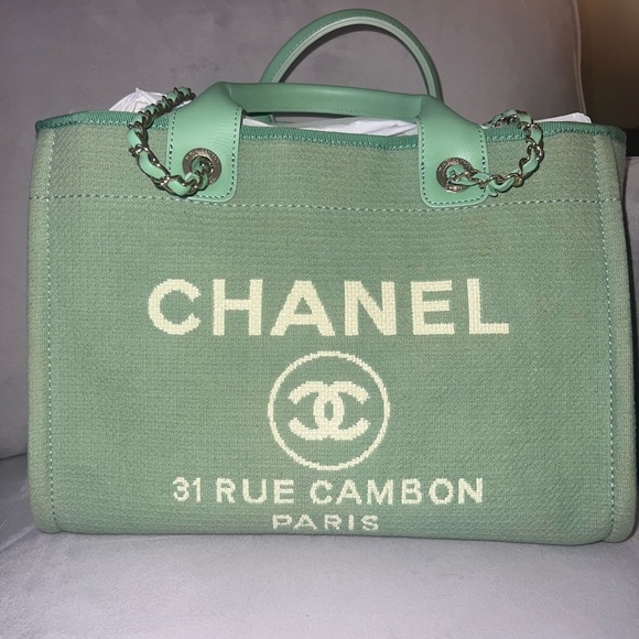 Chanel Deauville tote - Picture 2 of 10